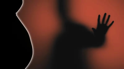 La Guerra Oculta Contra las Embarazadas