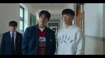 Classe dos Heróis Fracos (S02E03) Dublado